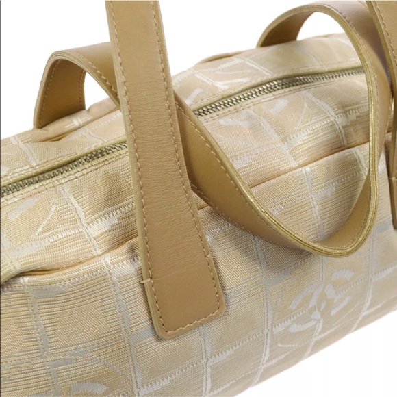 Chanel CC Travel Line Beige Nylon Handbag - Picture 6 of 12